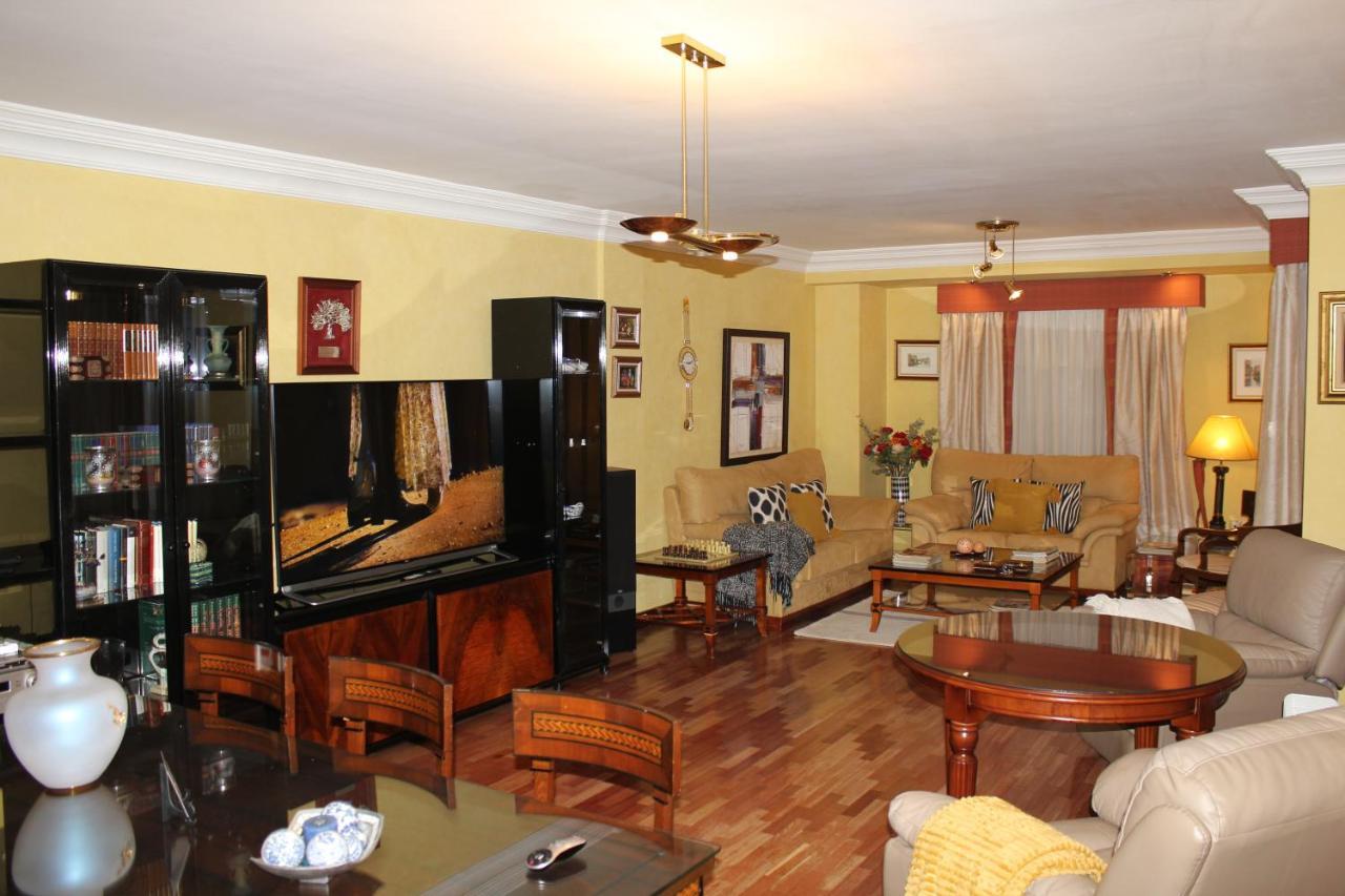Villa Granada Мотрил Екстериор снимка